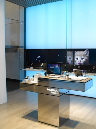 Illustration for article titled I Guess Nokia Doesn't Need a Flagship Phone Store If No One Wants Their Flagship Phones
